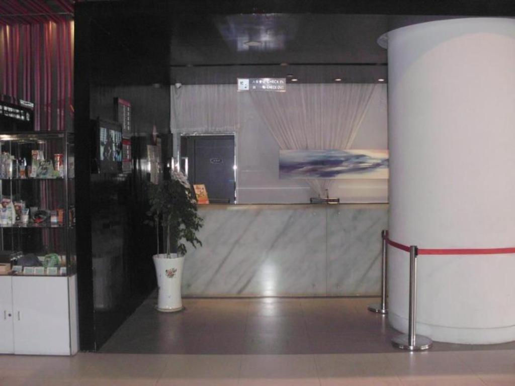 Jinjiang Inn Changsha Wuyi Square Metro Station Ifc Exterior foto